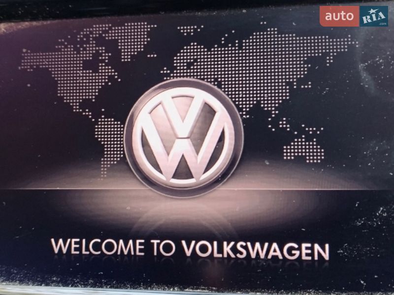 Минивэн Volkswagen Multivan 2016 в Киеве