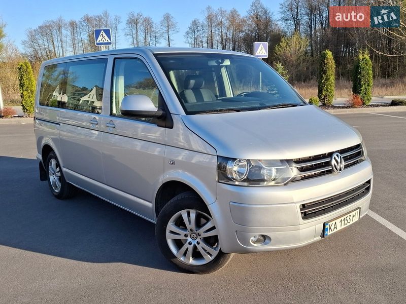 Минивэн Volkswagen Multivan 2011 в Киеве фото Минивэн Volkswagen Multivan 2011 в Киеве