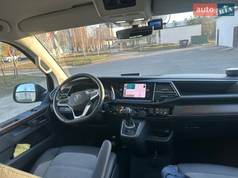 Минивэн Volkswagen Multivan 2024 в Киеве