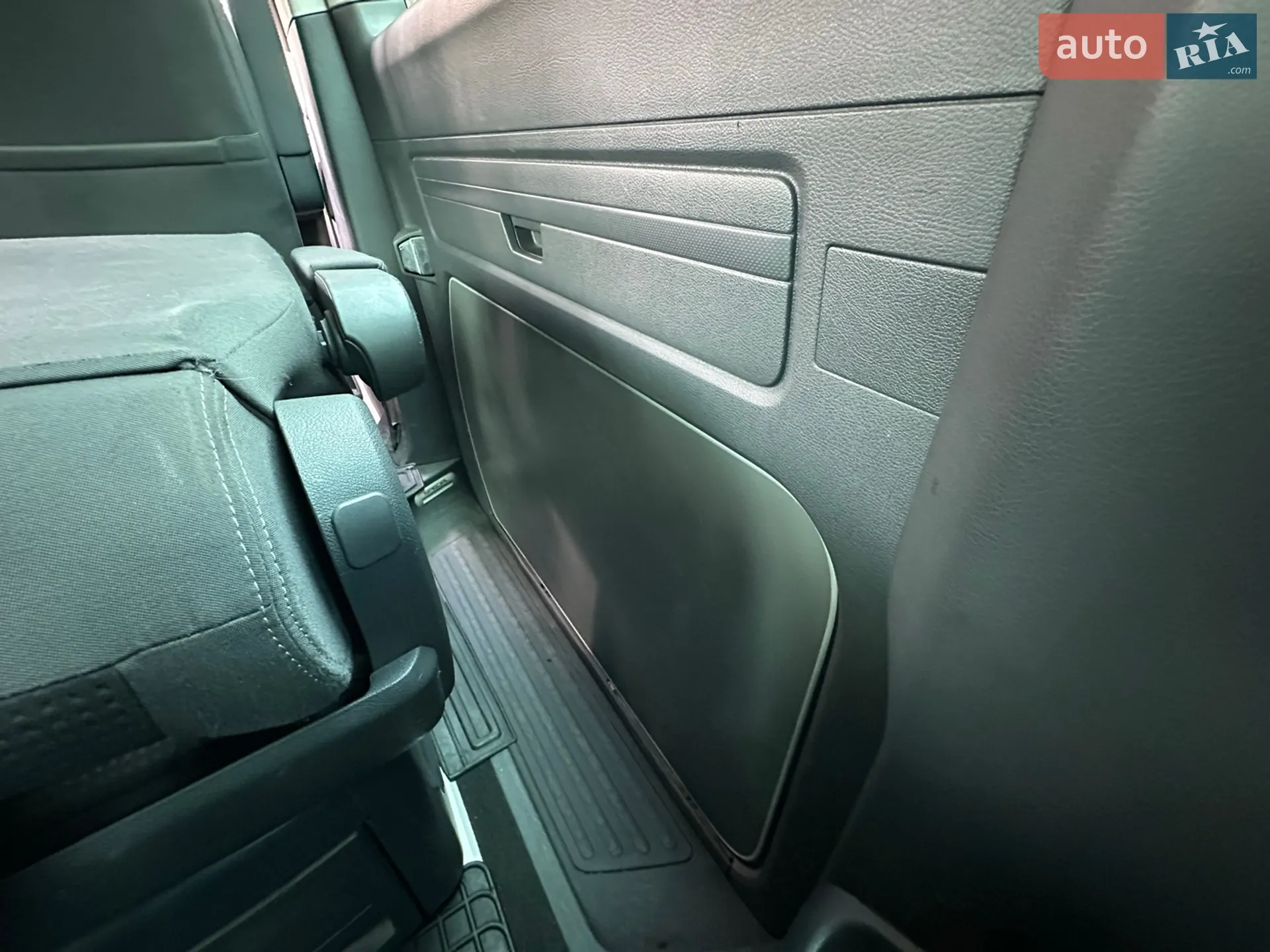2013 Volkswagen Multivan - мініатюра 22