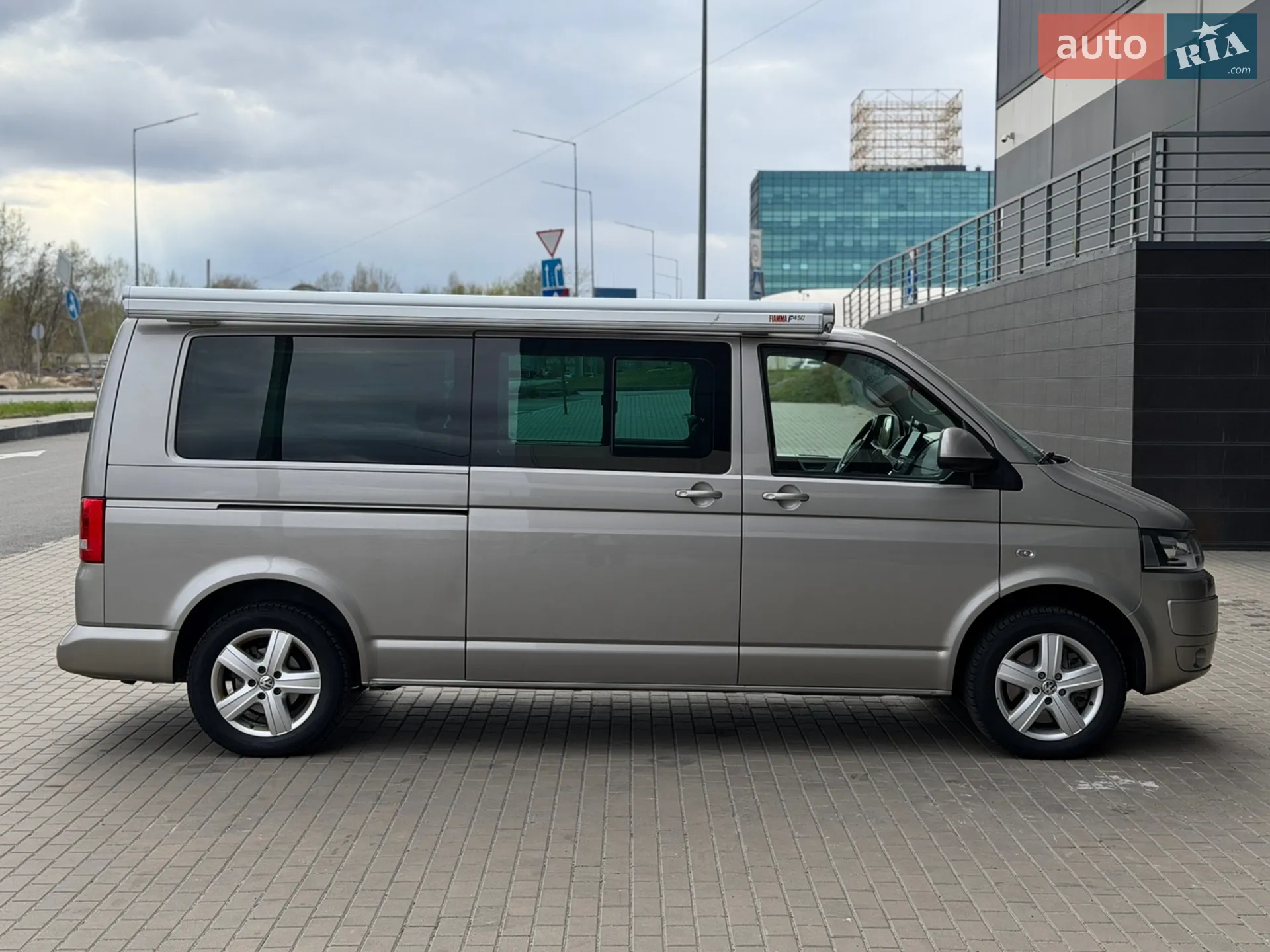 2015 Volkswagen Multivan - мініатюра 11