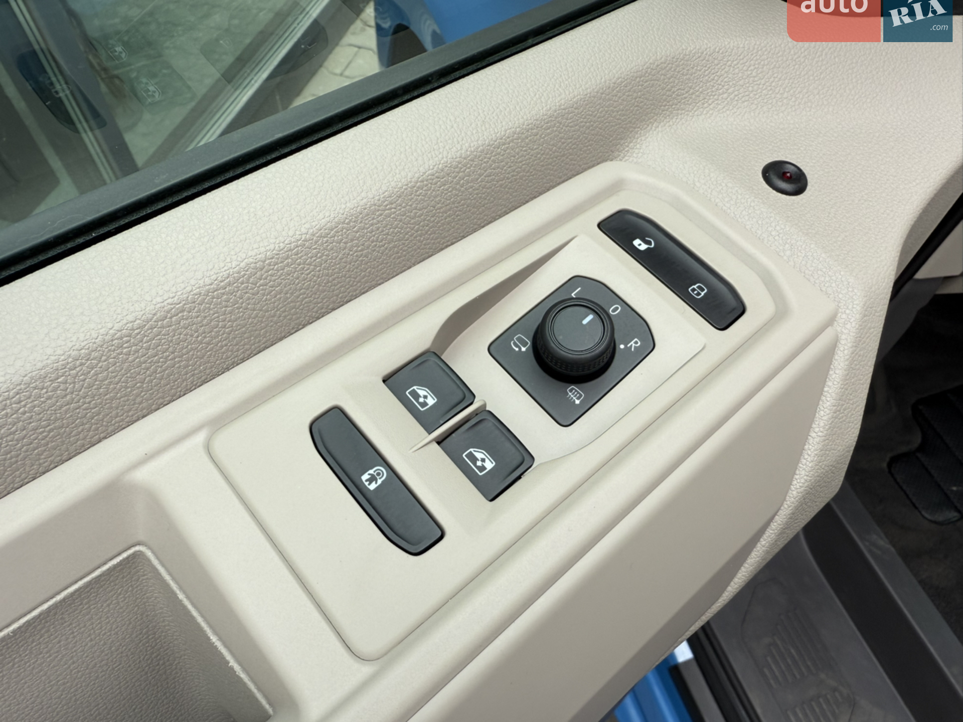 2022 Volkswagen Multivan - мініатюра 20
