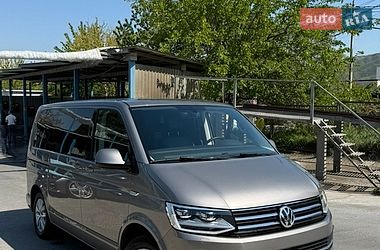 Минивэн Volkswagen Multivan 2018 в Киеве