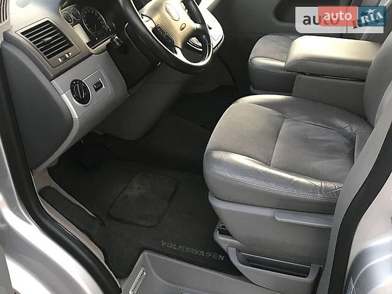 Минивэн Volkswagen Multivan 2009 в Киеве фото 10 Минивэн Volkswagen Multivan 2009 в Киеве