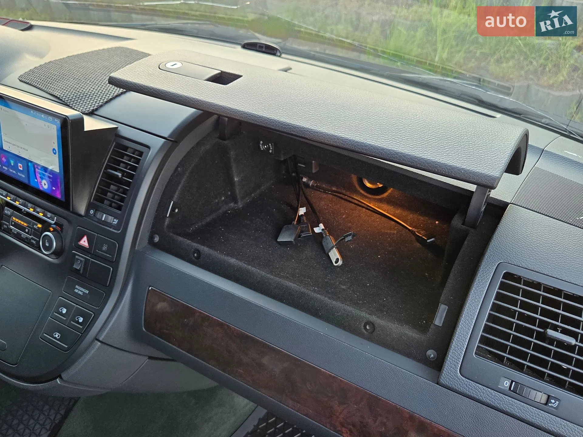 2012 Volkswagen Multivan - мініатюра 69