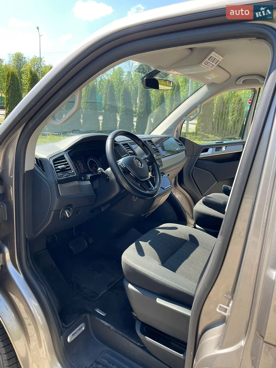 2018 Volkswagen Multivan - мініатюра 13