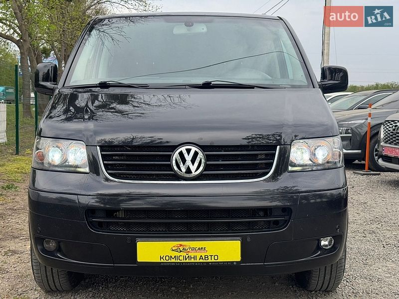 Минивэн Volkswagen Multivan 2009 в Умани
