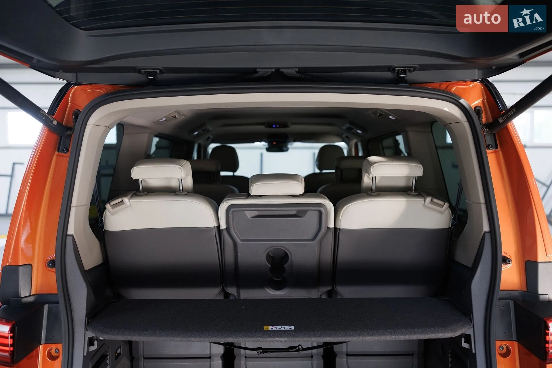 2022 Volkswagen Multivan - мініатюра 14