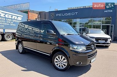 Минивэн Volkswagen Multivan 2013 в Чернигове