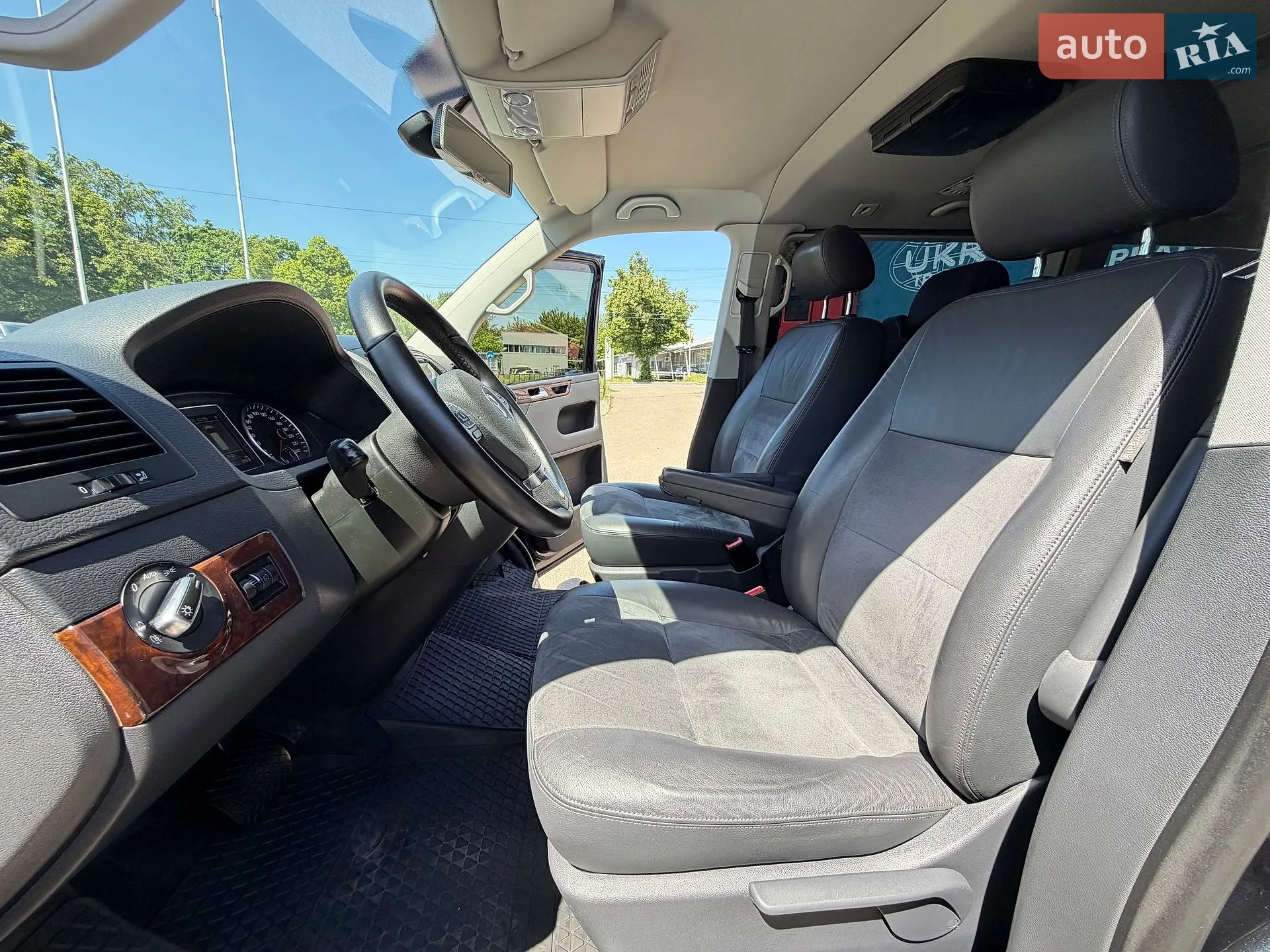 2013 Volkswagen Multivan - мініатюра 16