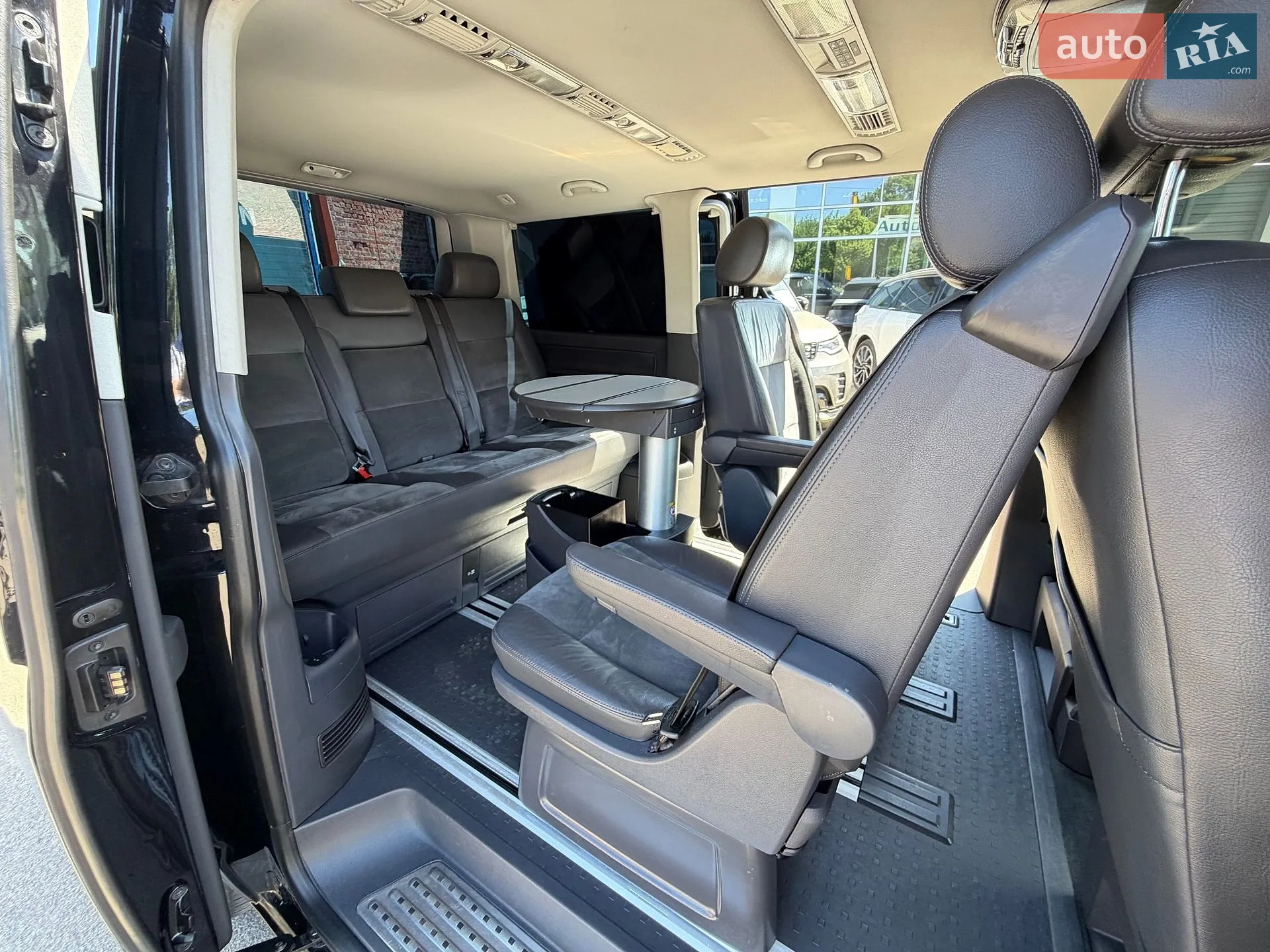 2013 Volkswagen Multivan - мініатюра 26