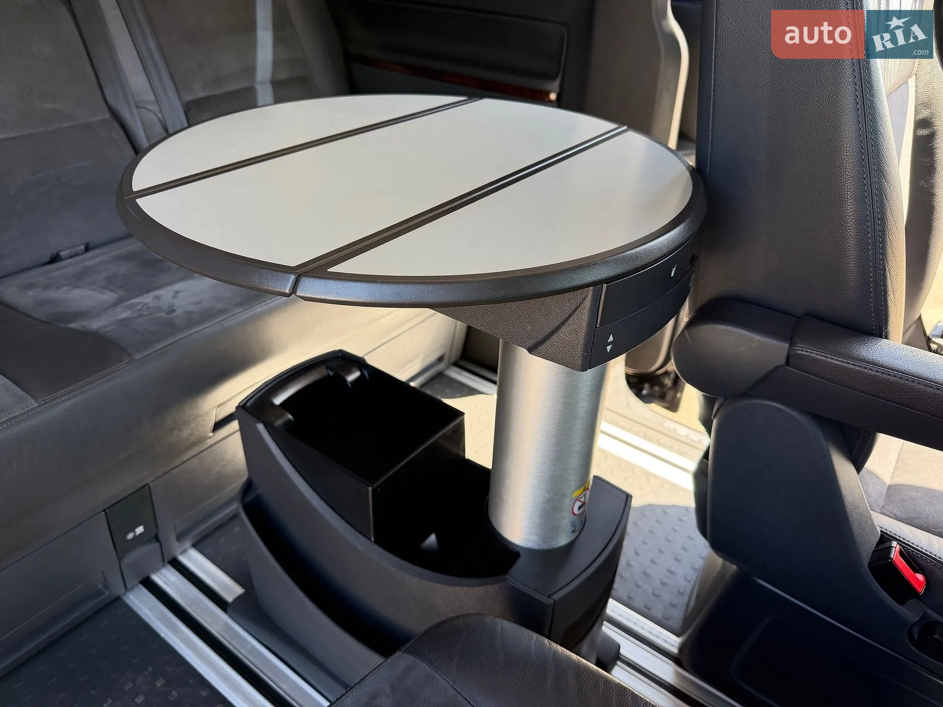 2013 Volkswagen Multivan - мініатюра 28