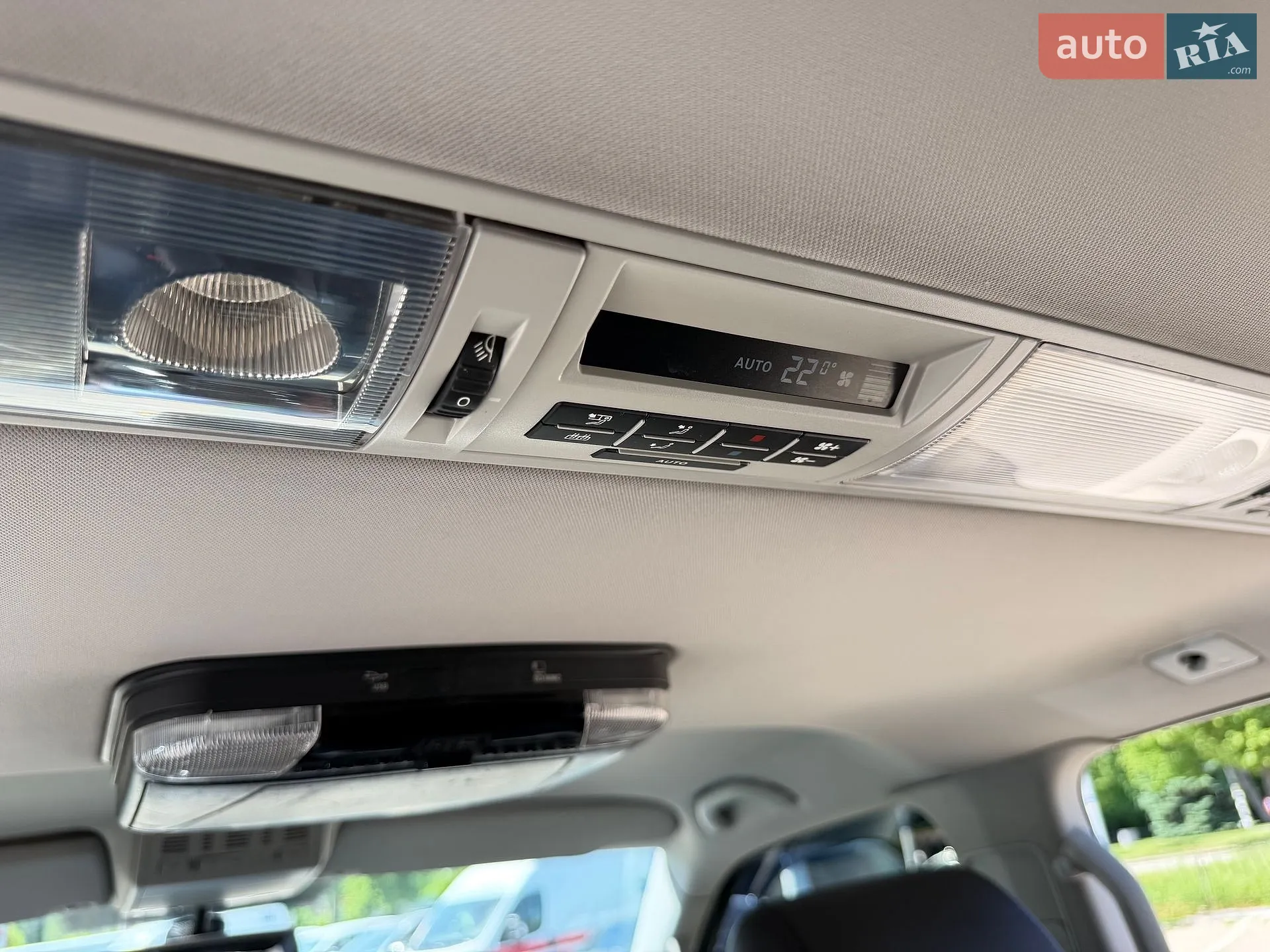 2013 Volkswagen Multivan - мініатюра 29