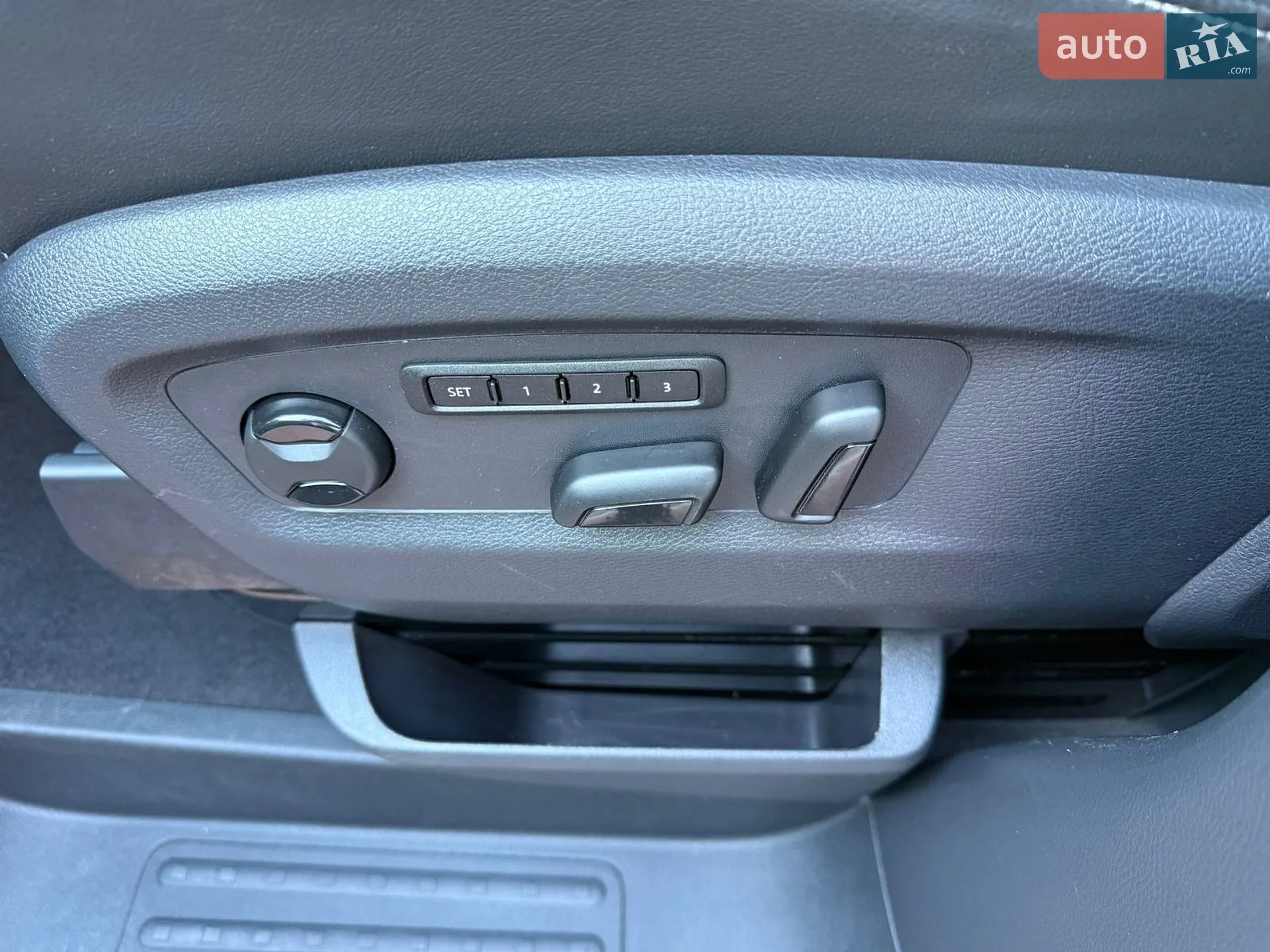 2022 Volkswagen Multivan - мініатюра 14