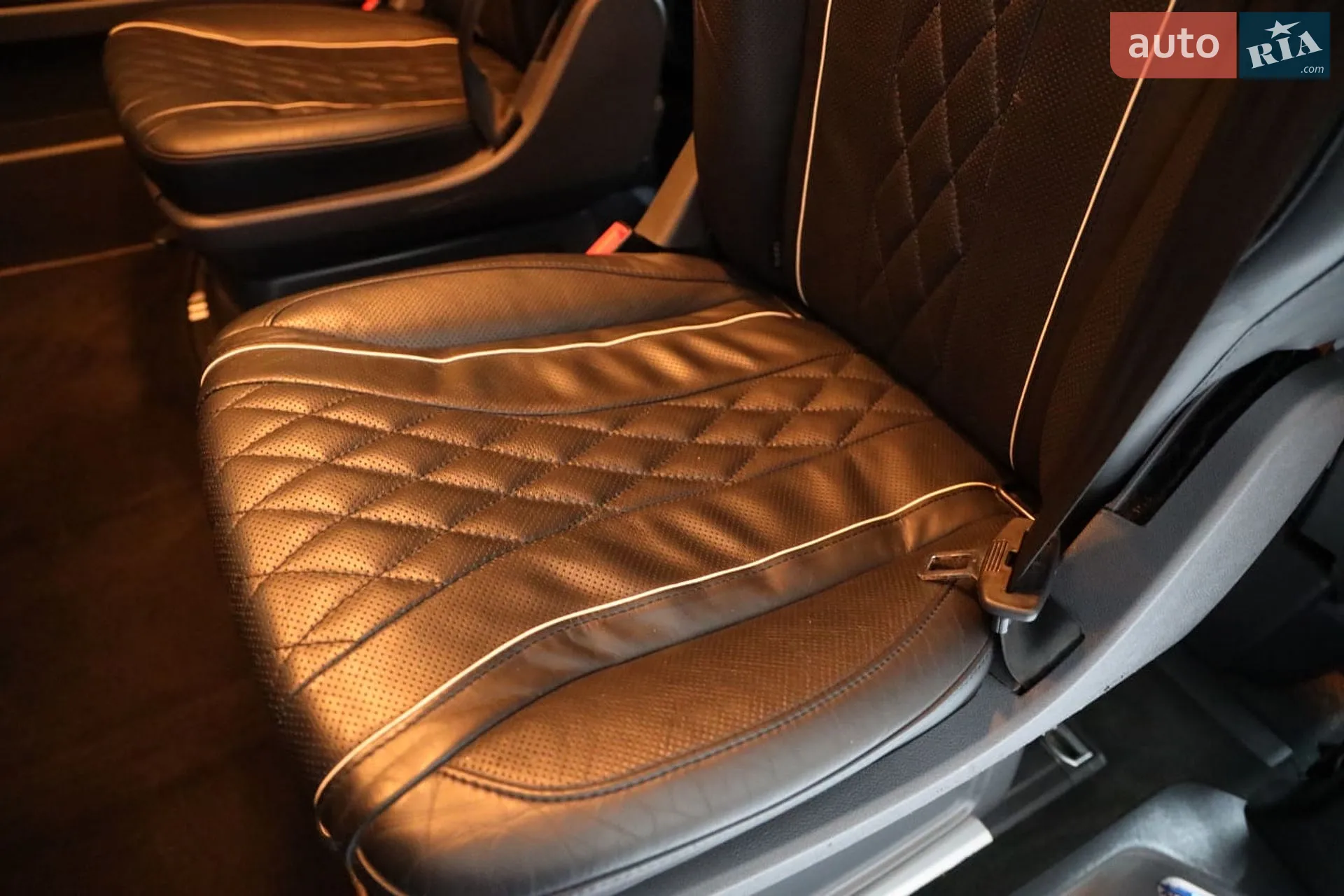 2015 Volkswagen Multivan - мініатюра 35
