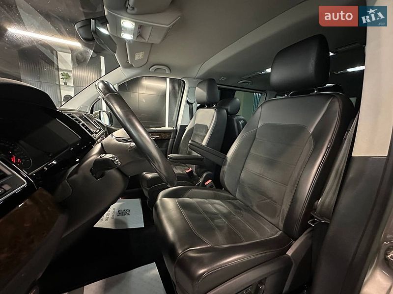 Мінівен Volkswagen Multivan 2017 в Львові