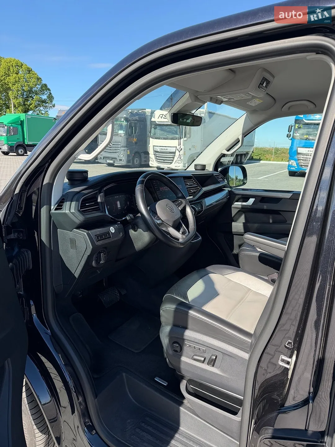 2021 Volkswagen Multivan - мініатюра 19