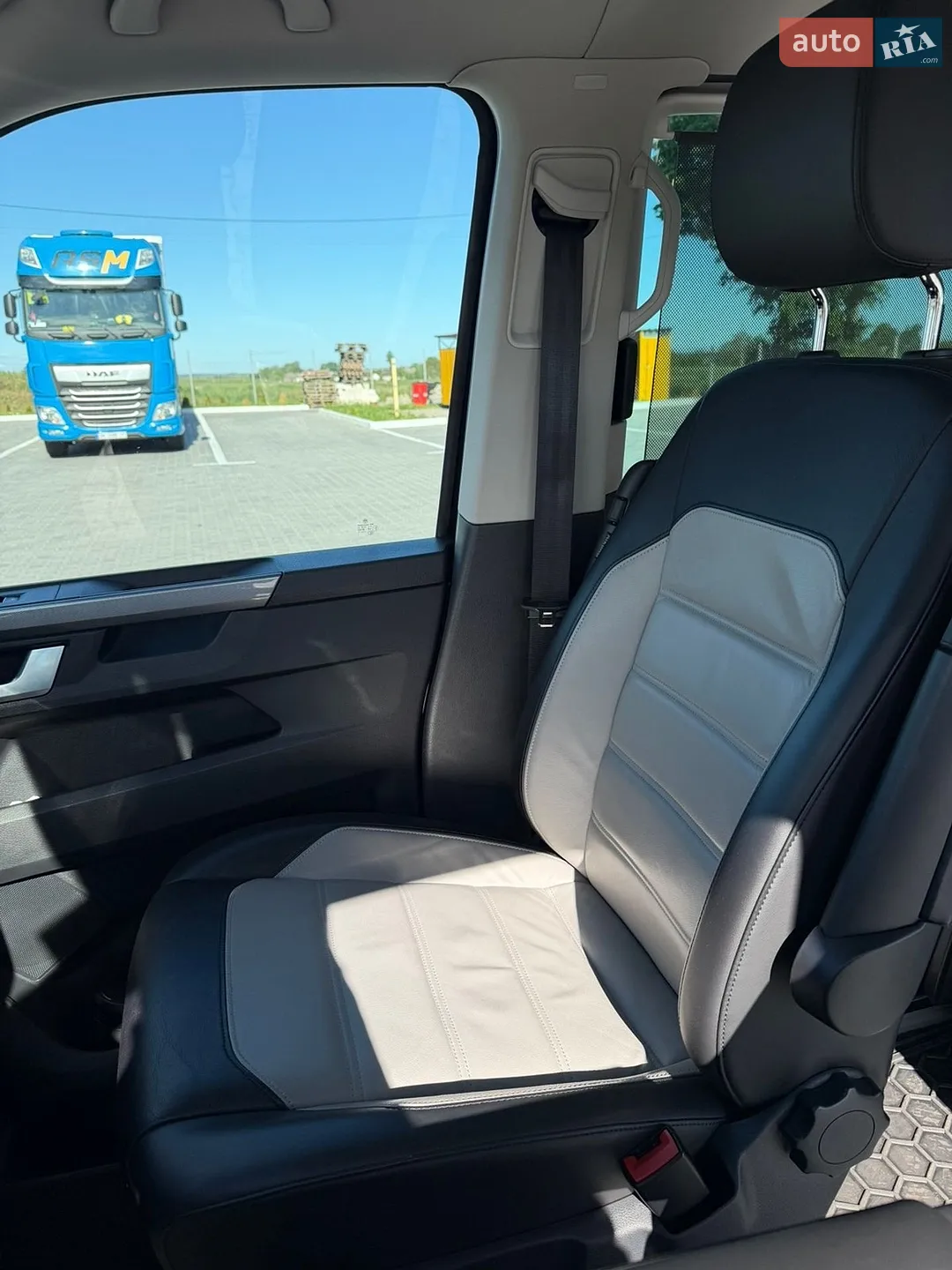 2021 Volkswagen Multivan - мініатюра 26