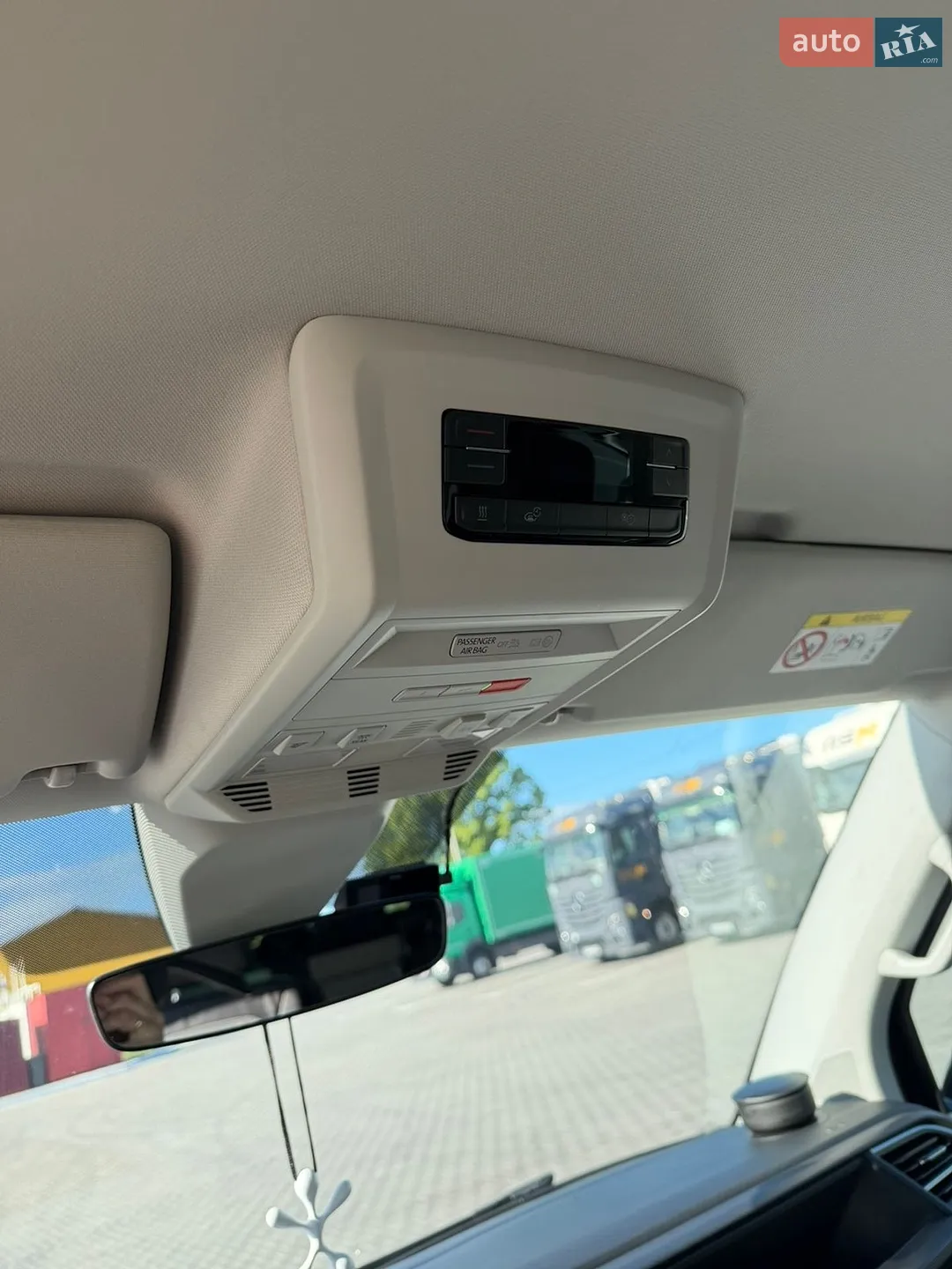 2021 Volkswagen Multivan - мініатюра 33