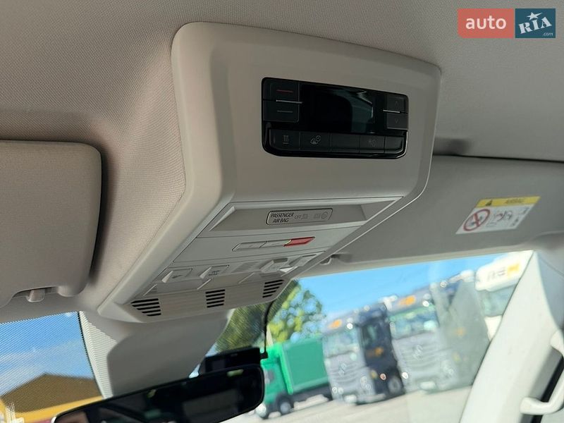 Минивэн Volkswagen Multivan 2021 в Ровно