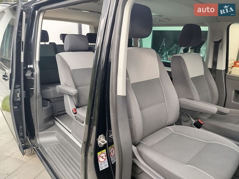 Мінівен Volkswagen Multivan 2014 в Києві