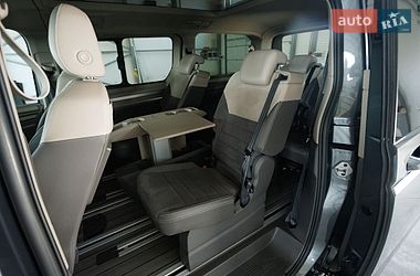 Минивэн Volkswagen Multivan 2024 в Черновцах