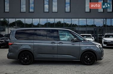 Минивэн Volkswagen Multivan 2024 в Черновцах