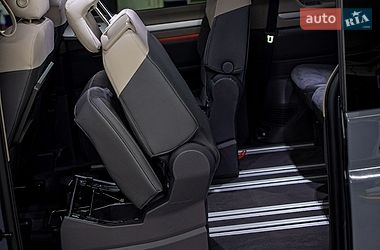Минивэн Volkswagen Multivan 2022 в Черновцах