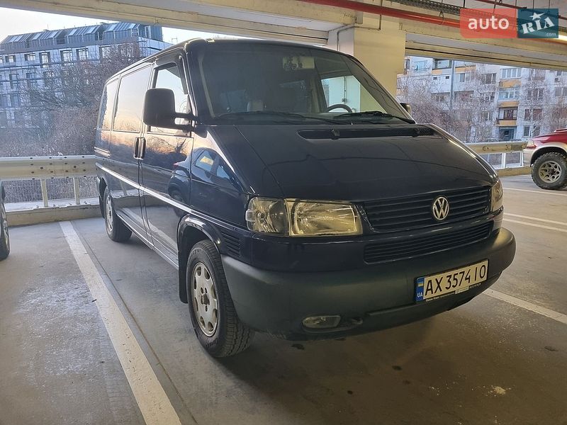 Минивэн Volkswagen Multivan 2000 в Киеве