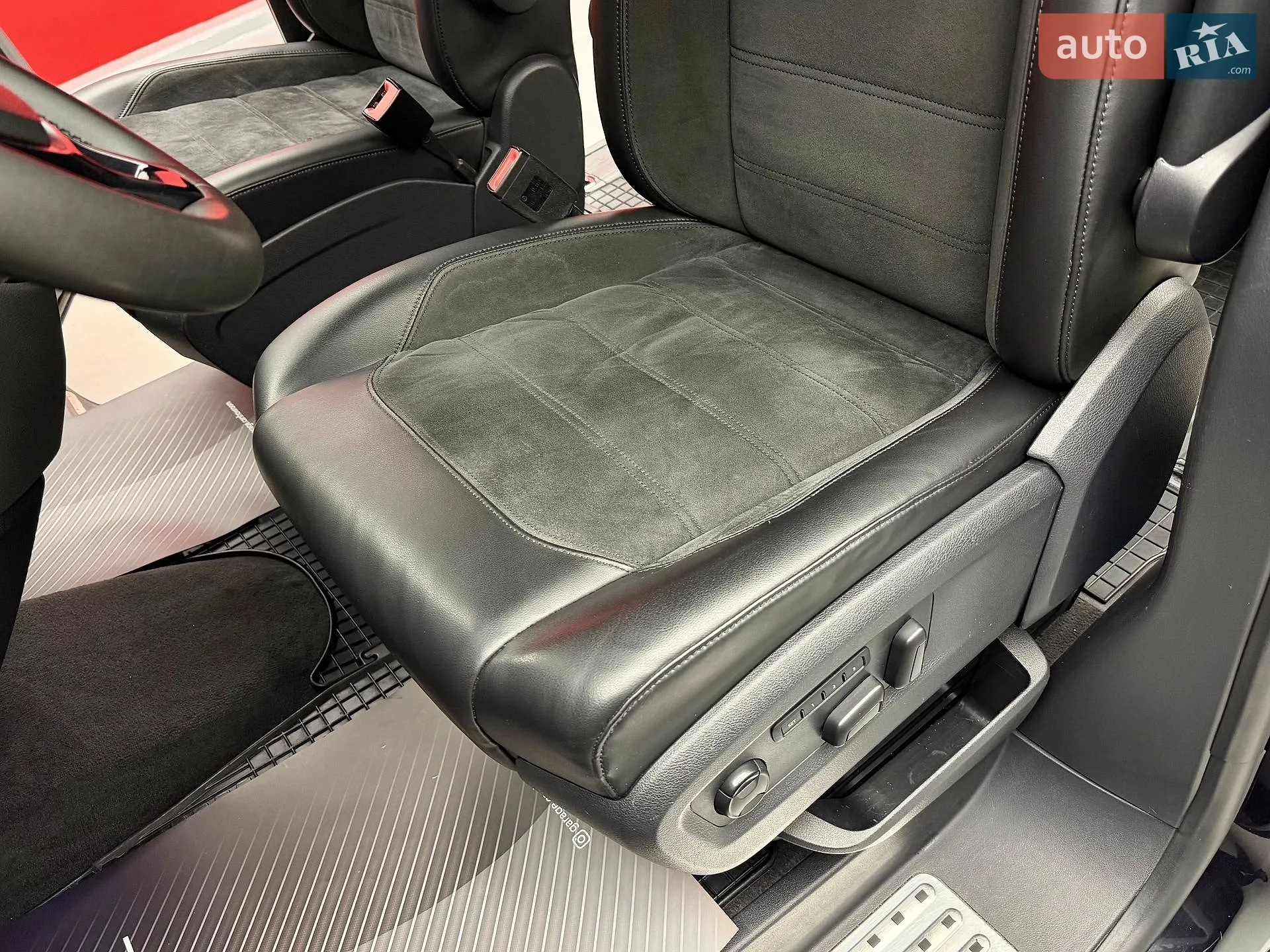 2019 Volkswagen Multivan - мініатюра 29