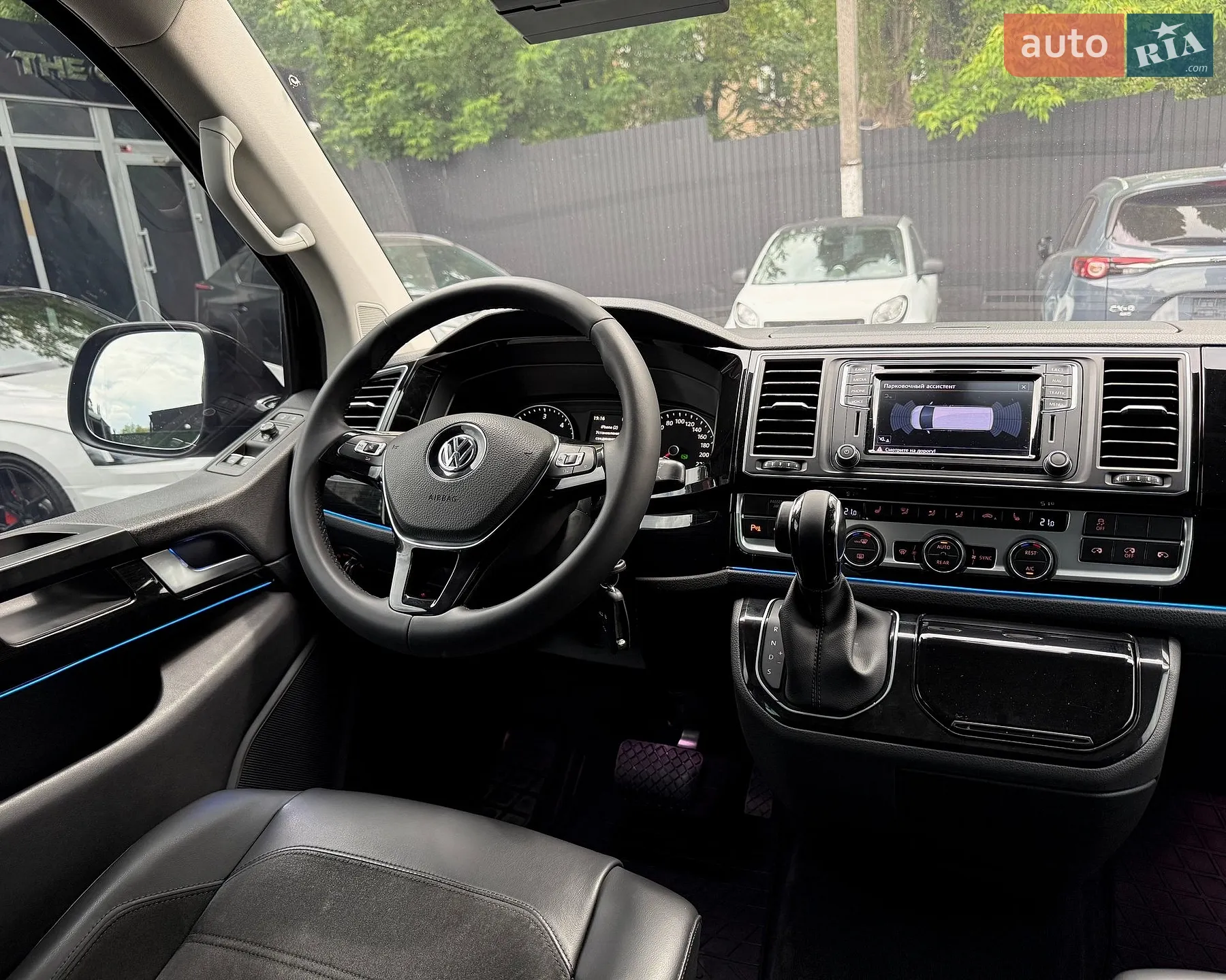 2016 Volkswagen Multivan - мініатюра 28