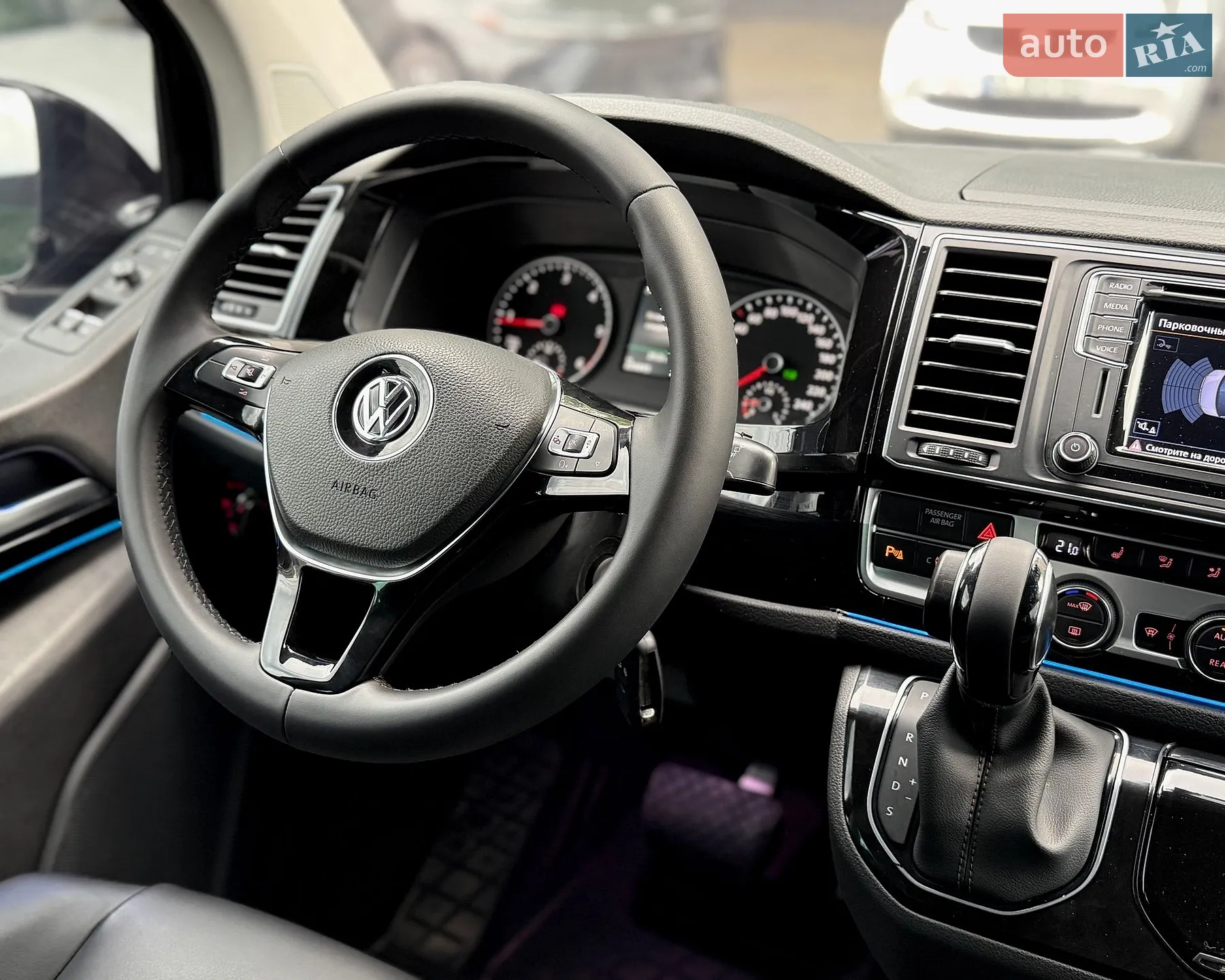 2016 Volkswagen Multivan - мініатюра 33