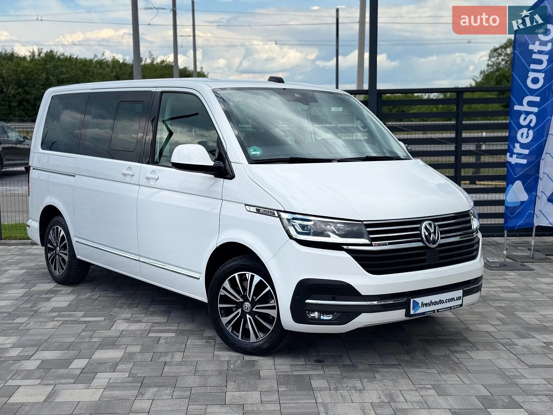 2021 Volkswagen Multivan - фото 1