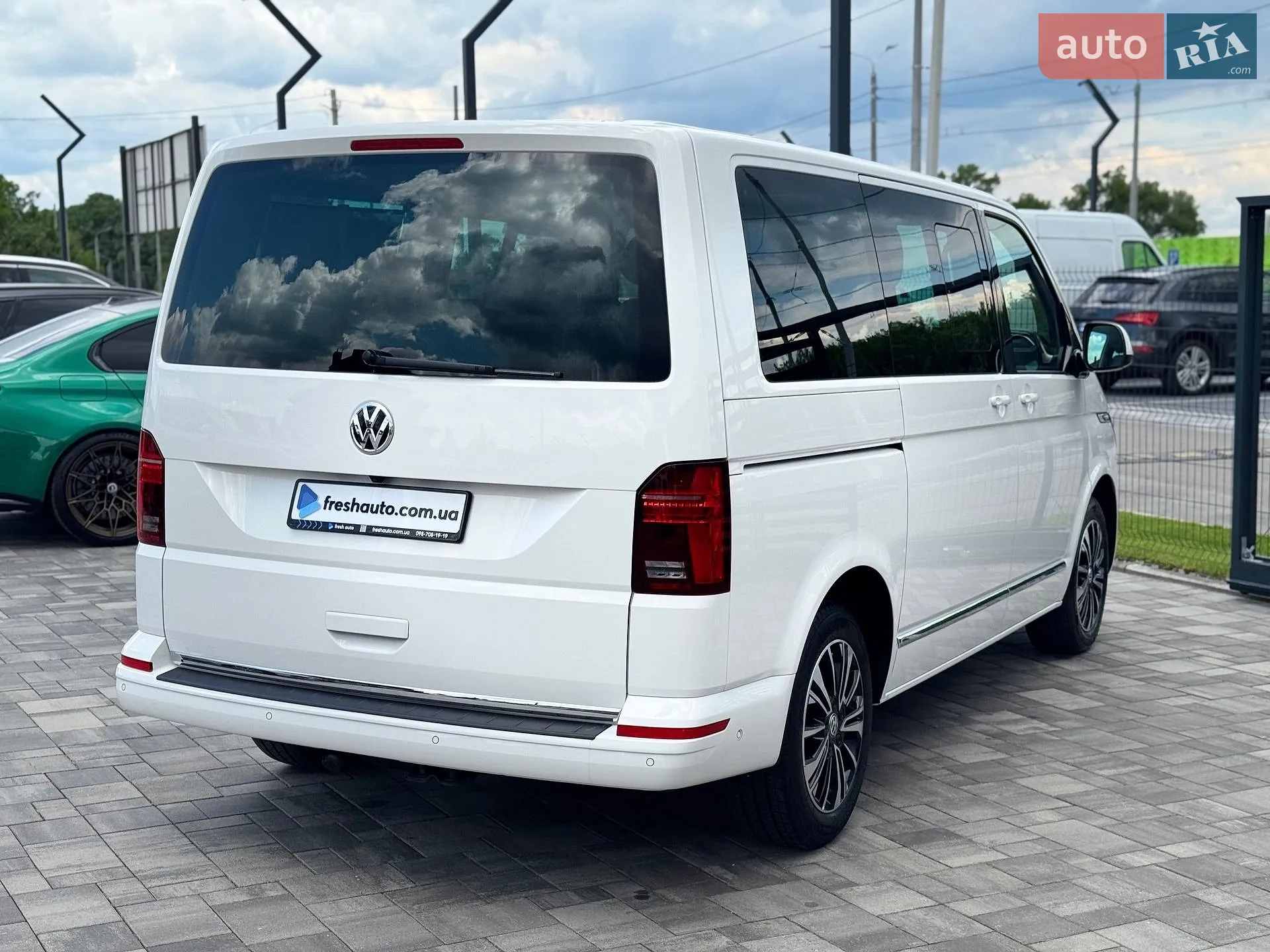 2021 Volkswagen Multivan - мініатюра 12