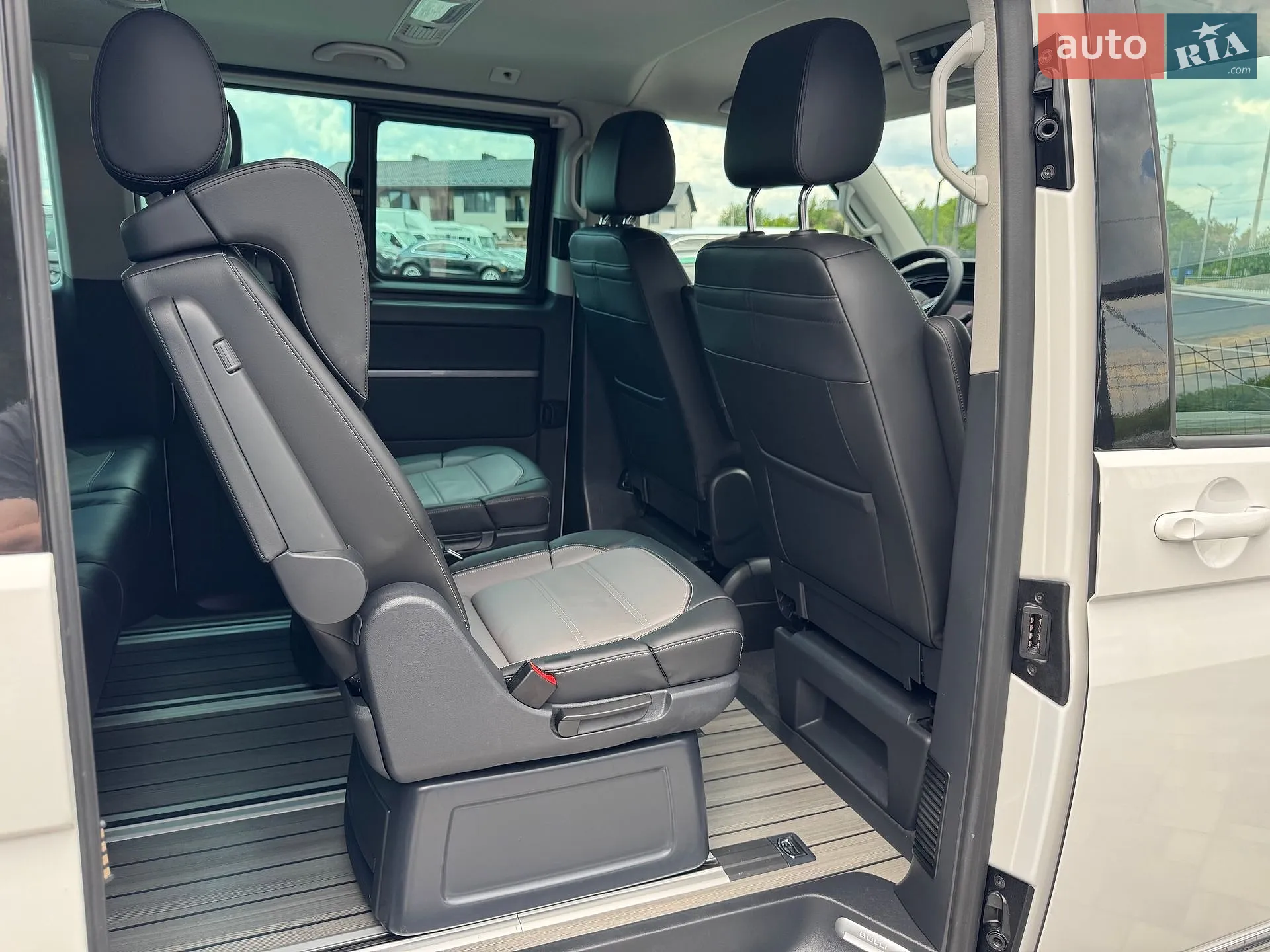 2020 Volkswagen Multivan - мініатюра 37