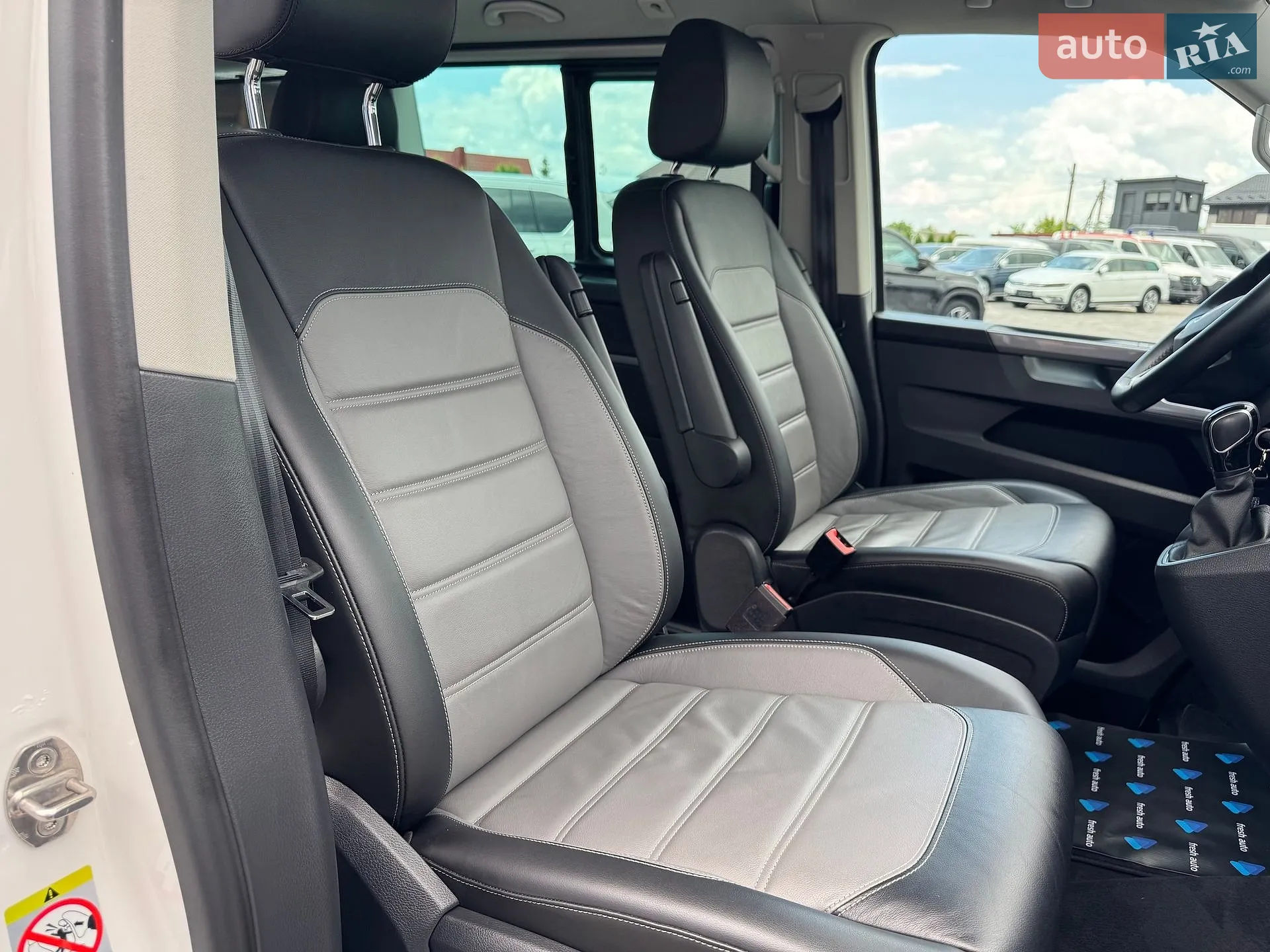 2020 Volkswagen Multivan - мініатюра 43