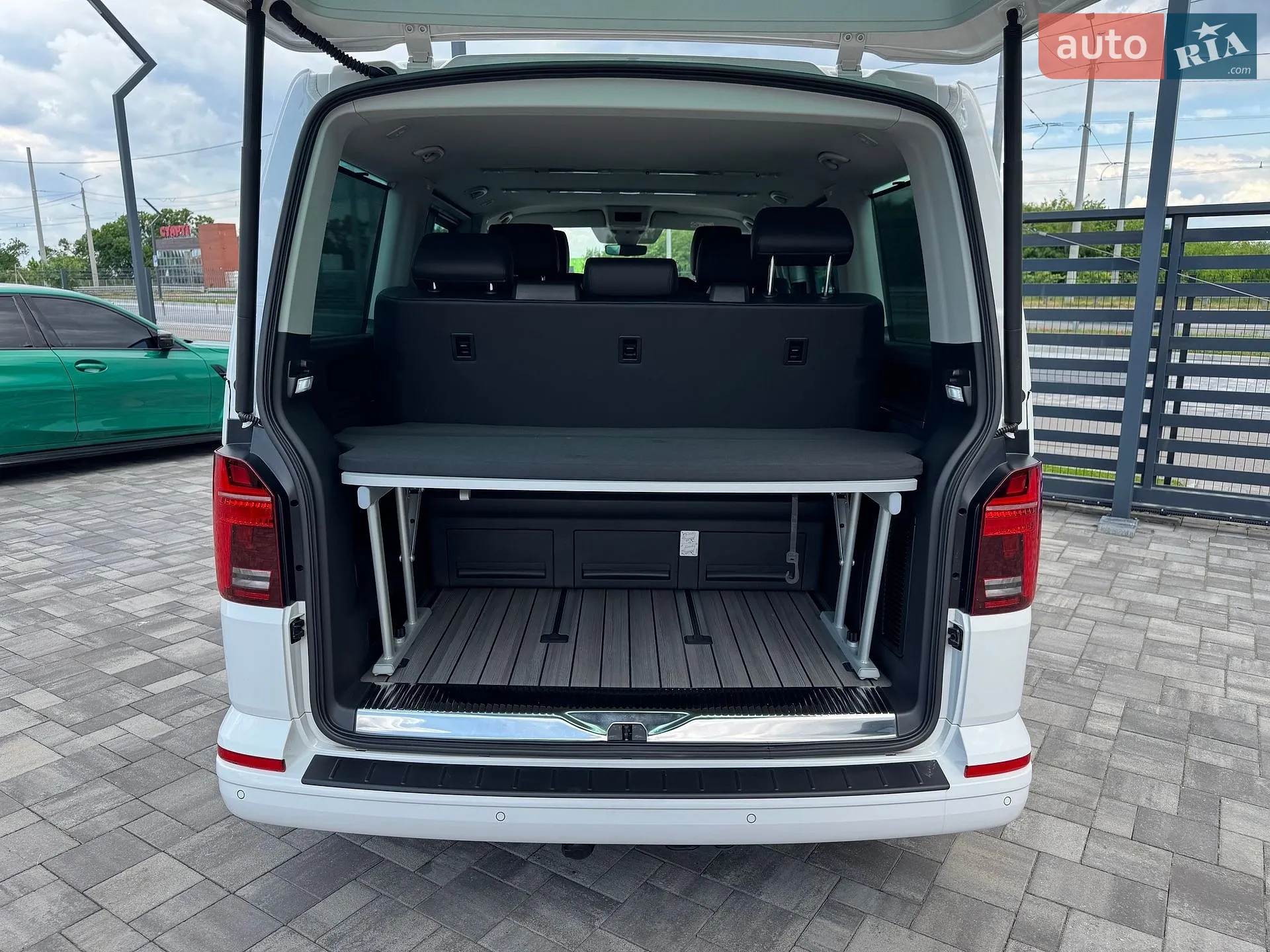 2020 Volkswagen Multivan - мініатюра 30
