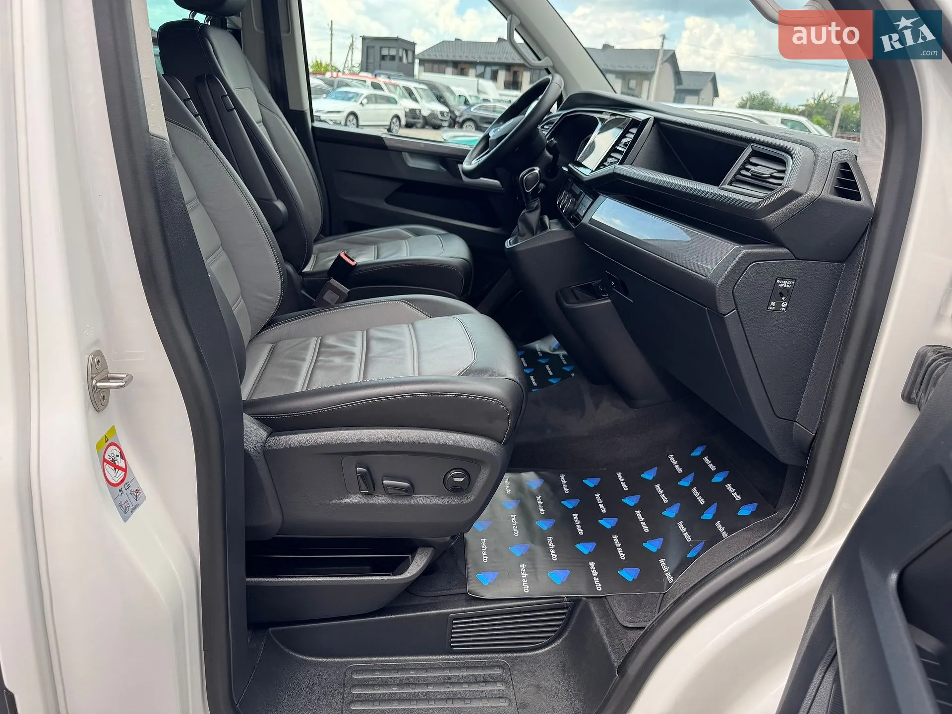 2020 Volkswagen Multivan - мініатюра 44