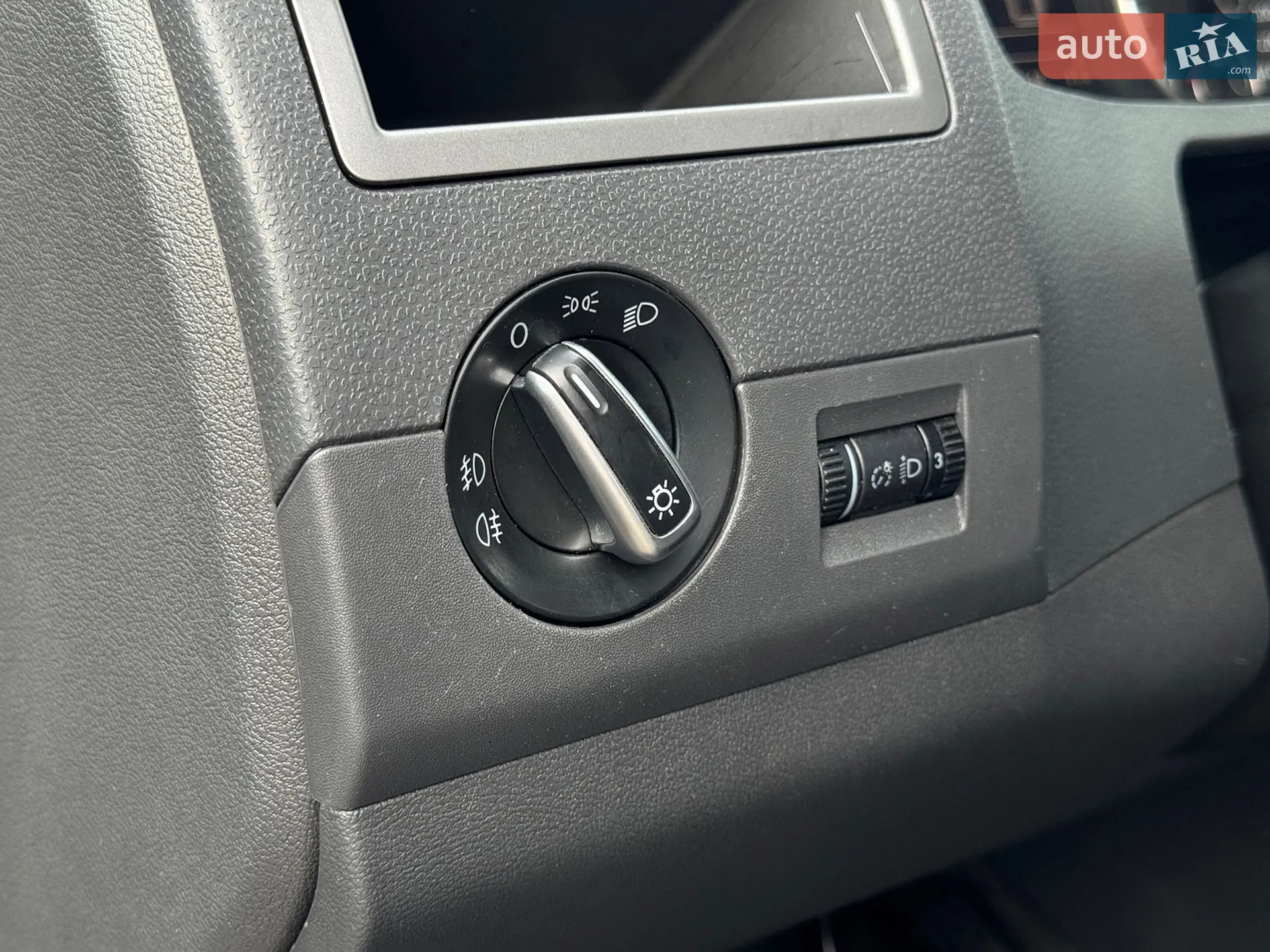 2012 Volkswagen Multivan - мініатюра 11