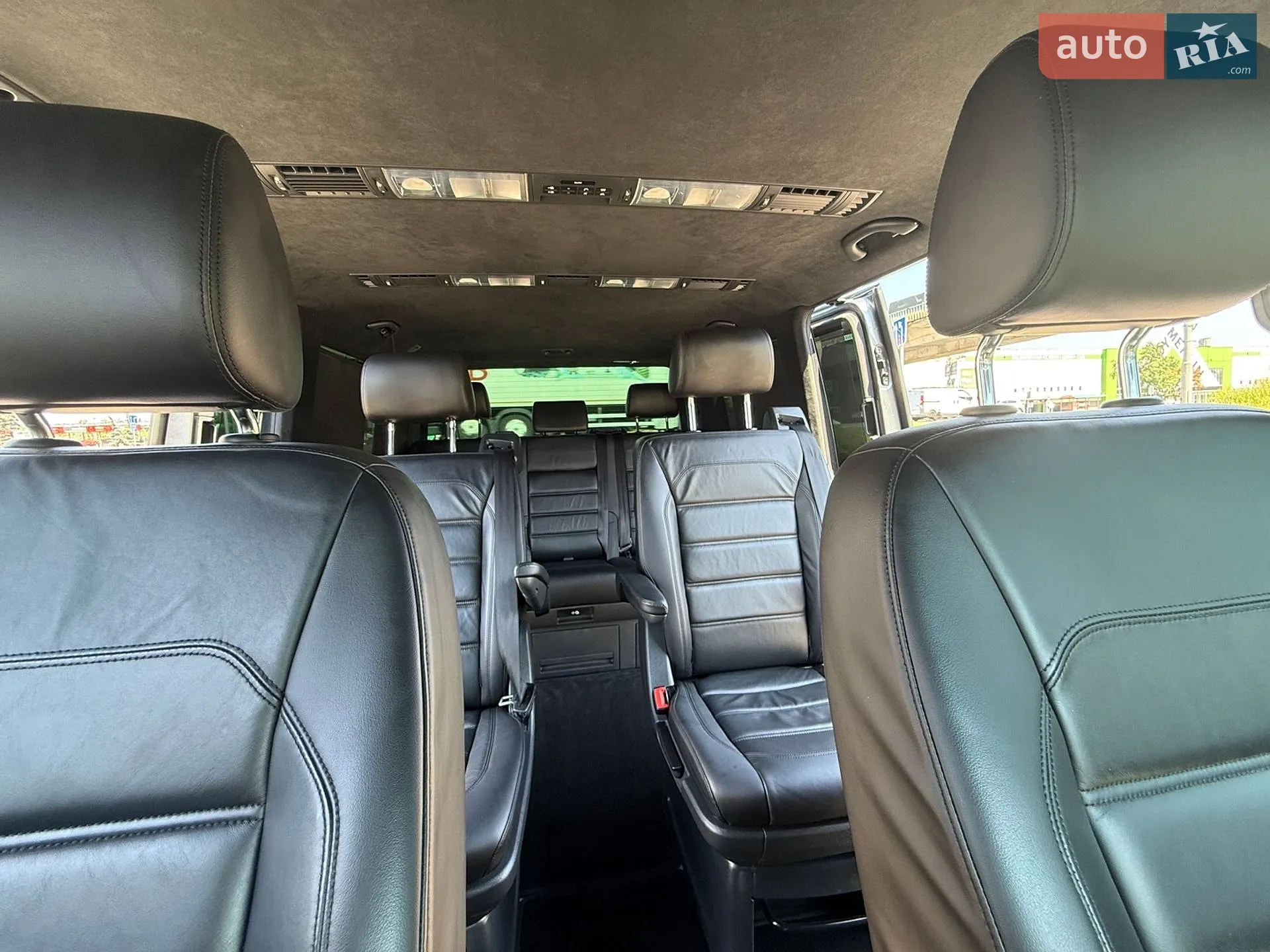 2016 Volkswagen Multivan - мініатюра 32
