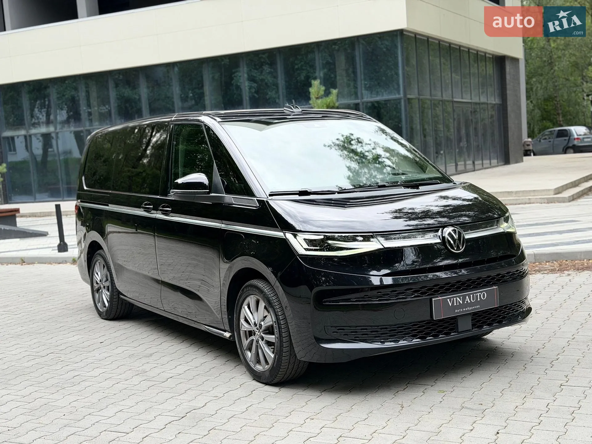 2022 Volkswagen Multivan - мініатюра 3