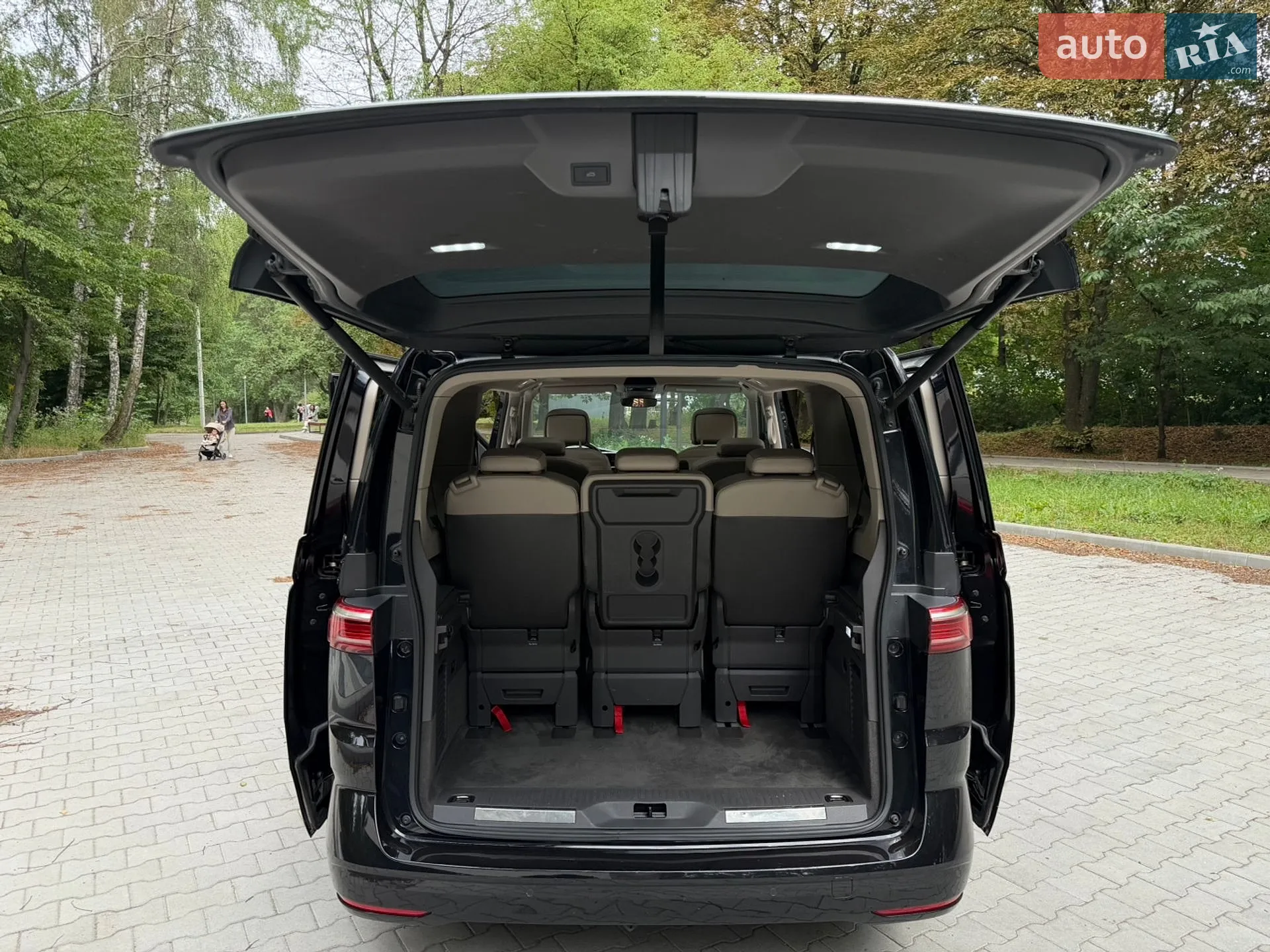 2022 Volkswagen Multivan - мініатюра 40