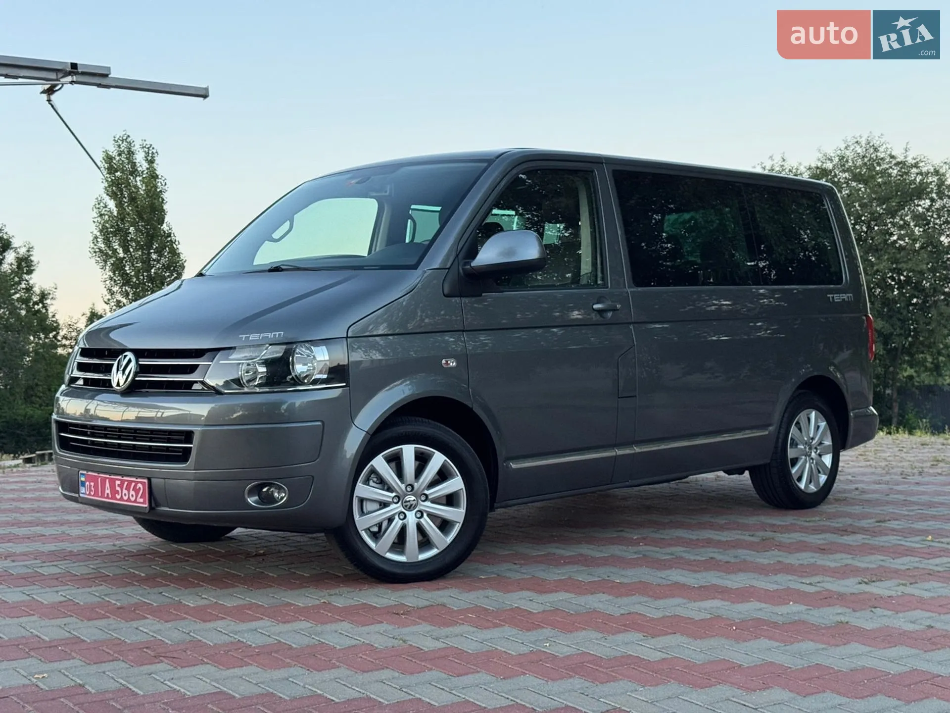 2011 Volkswagen Multivan - мініатюра 2