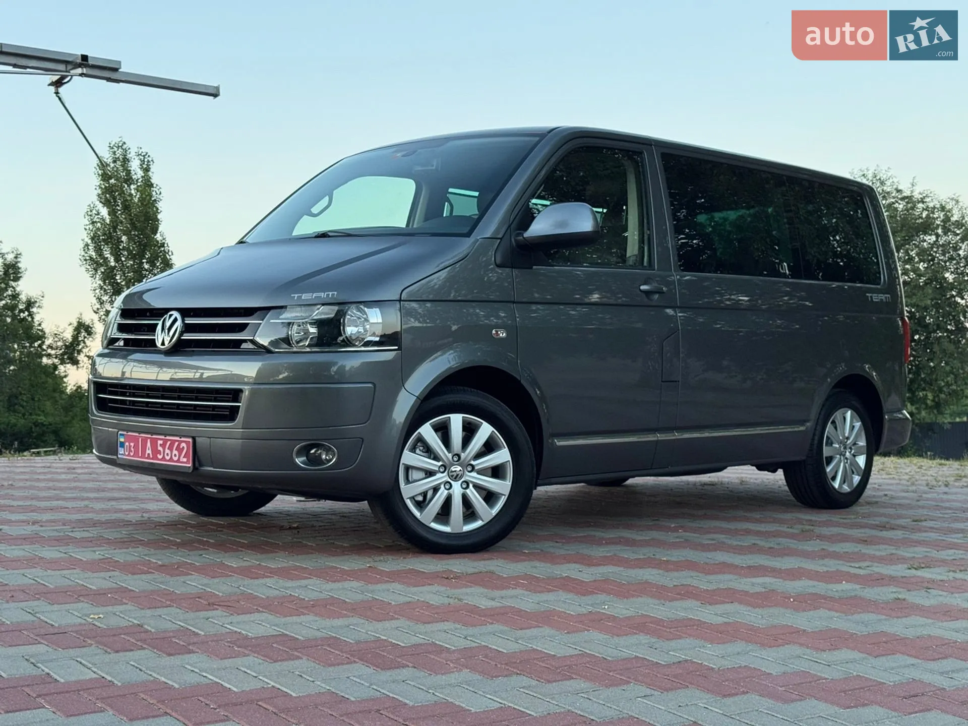 2011 Volkswagen Multivan - мініатюра 3