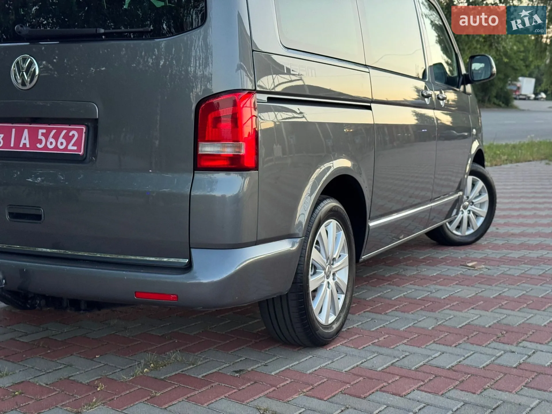 2011 Volkswagen Multivan - мініатюра 18