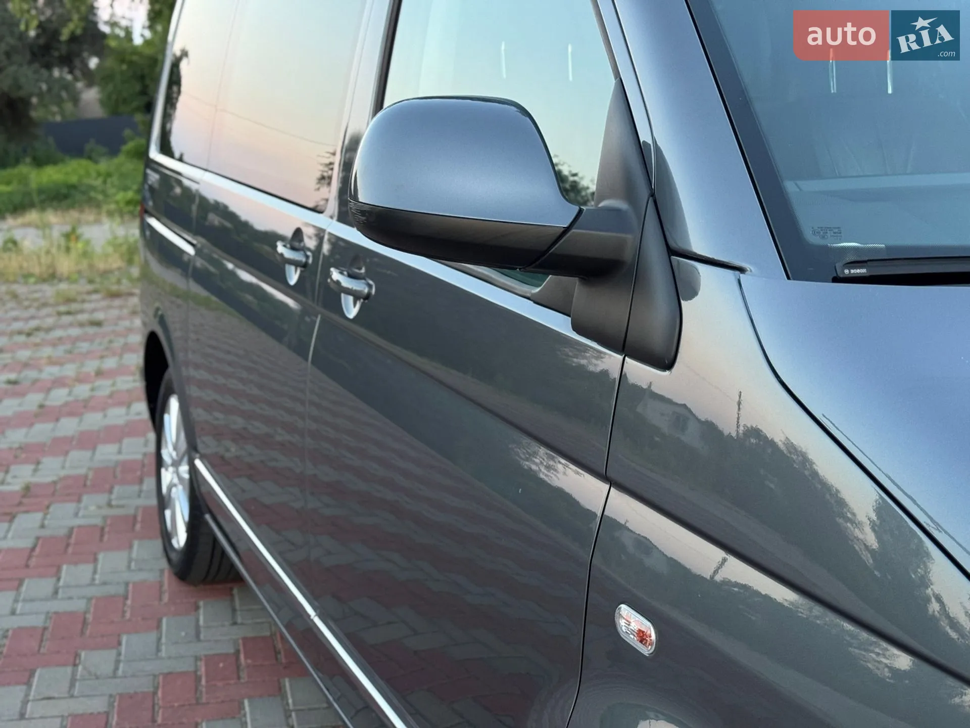 2011 Volkswagen Multivan - мініатюра 27