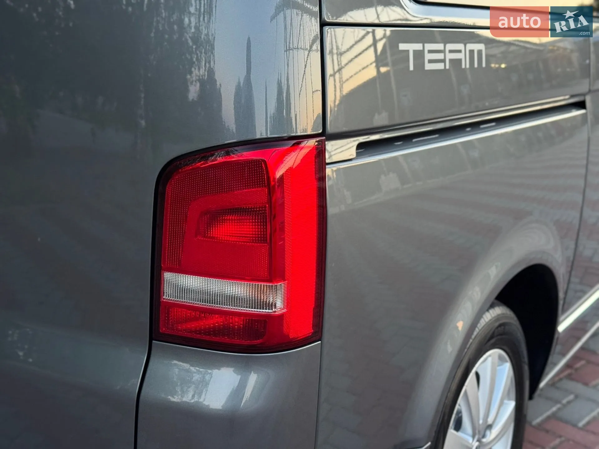 2011 Volkswagen Multivan - мініатюра 31