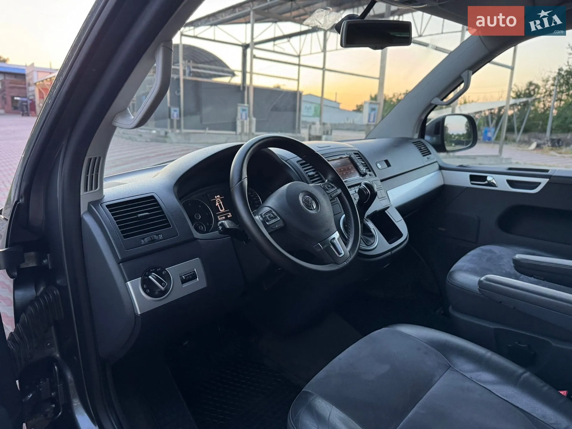 2011 Volkswagen Multivan - мініатюра 34