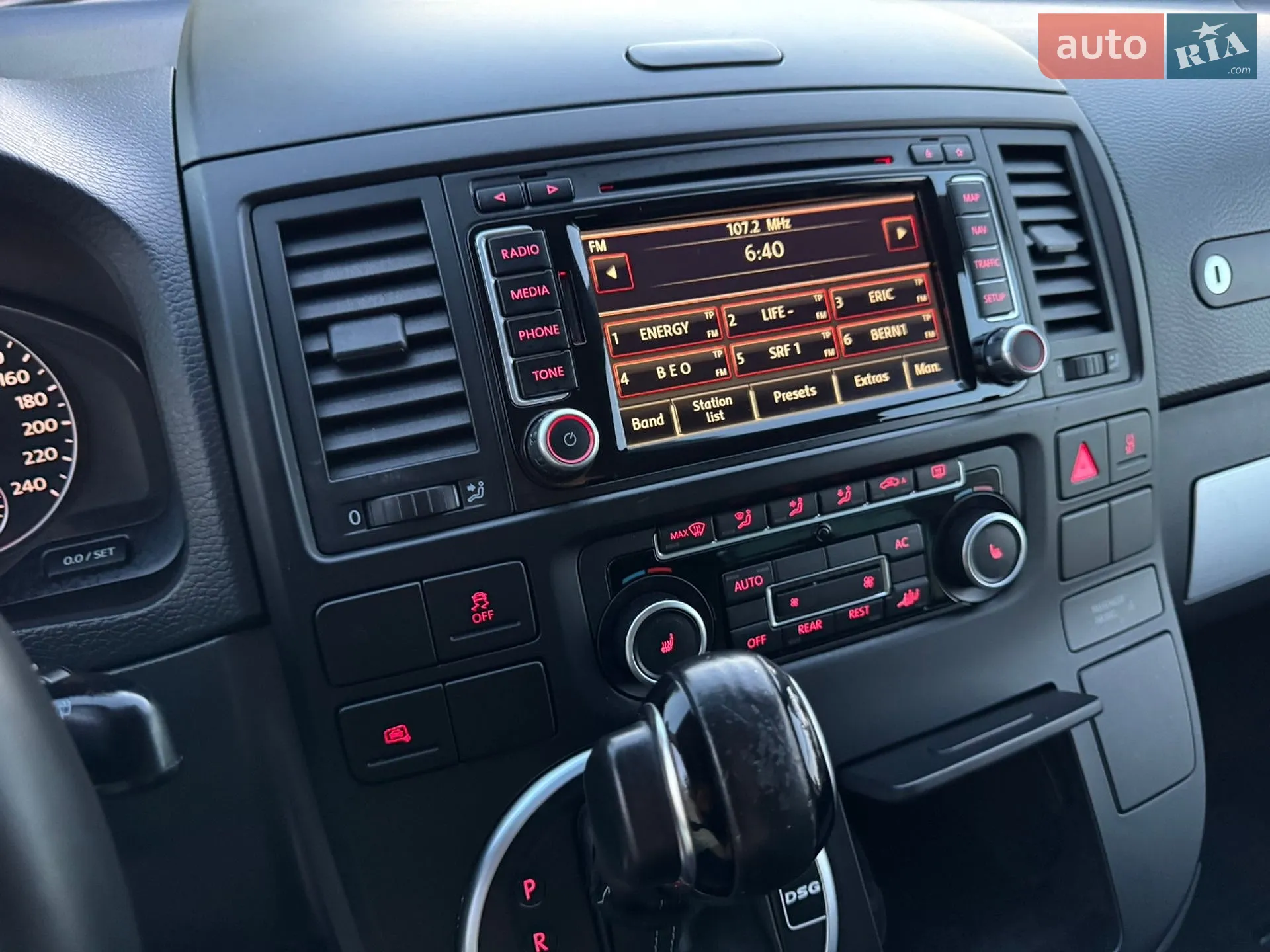2011 Volkswagen Multivan - мініатюра 38
