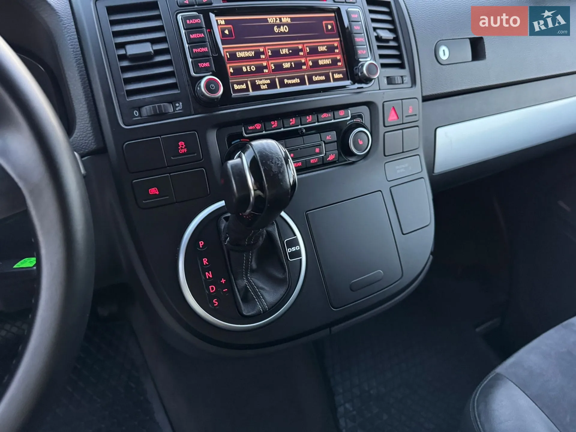 2011 Volkswagen Multivan - мініатюра 39